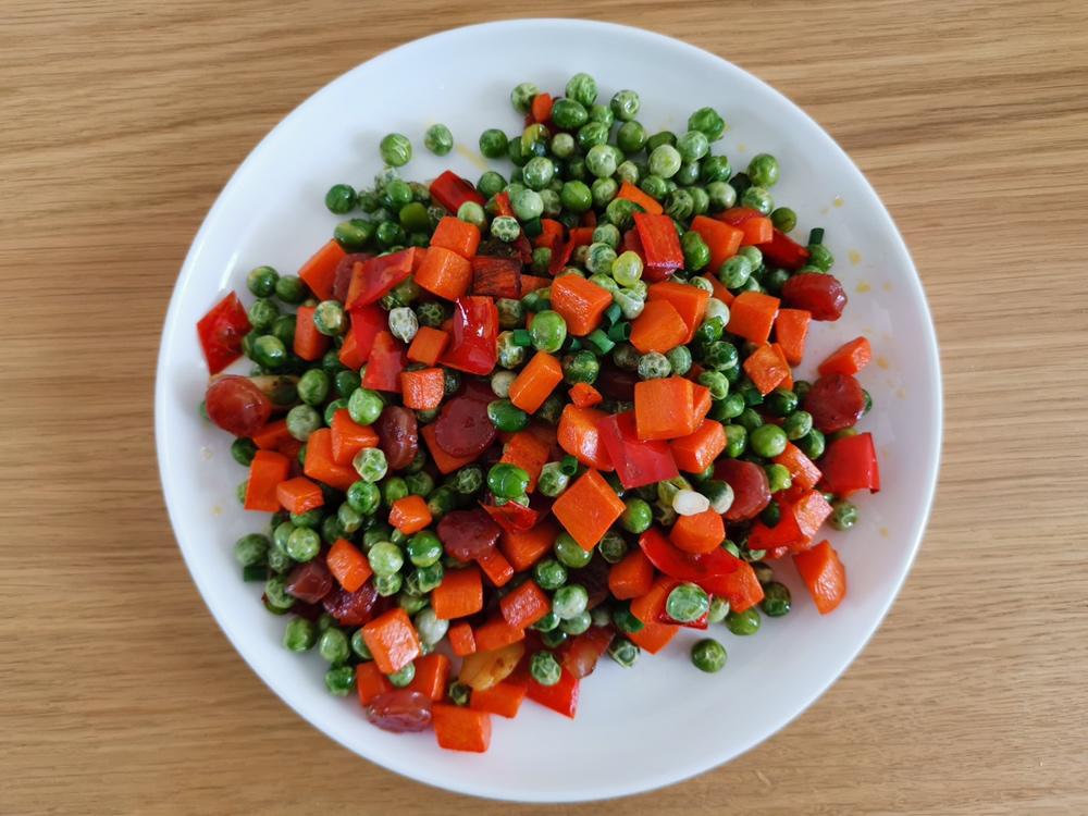 豌豆玉米胡萝卜炒火腿