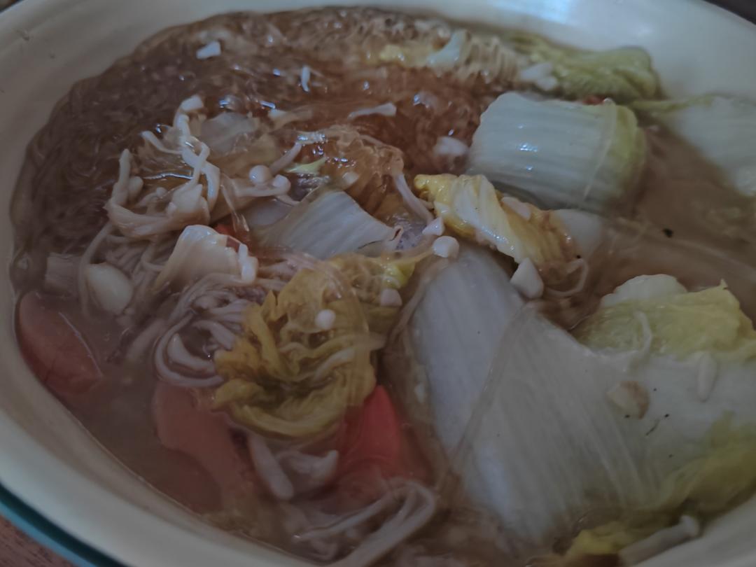 娃娃菜粉丝煲，低卡又鲜美