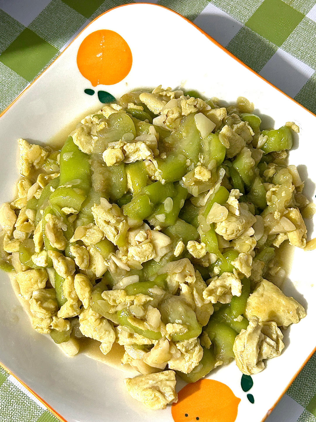 丝瓜炒鸡蛋5分钟夏日防暑快炒