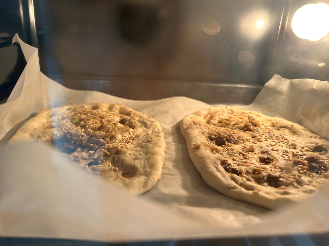 👩‍🍳香喷喷的榨菜鲜肉锅盔～吃一次忘不了💁🏻‍♀️