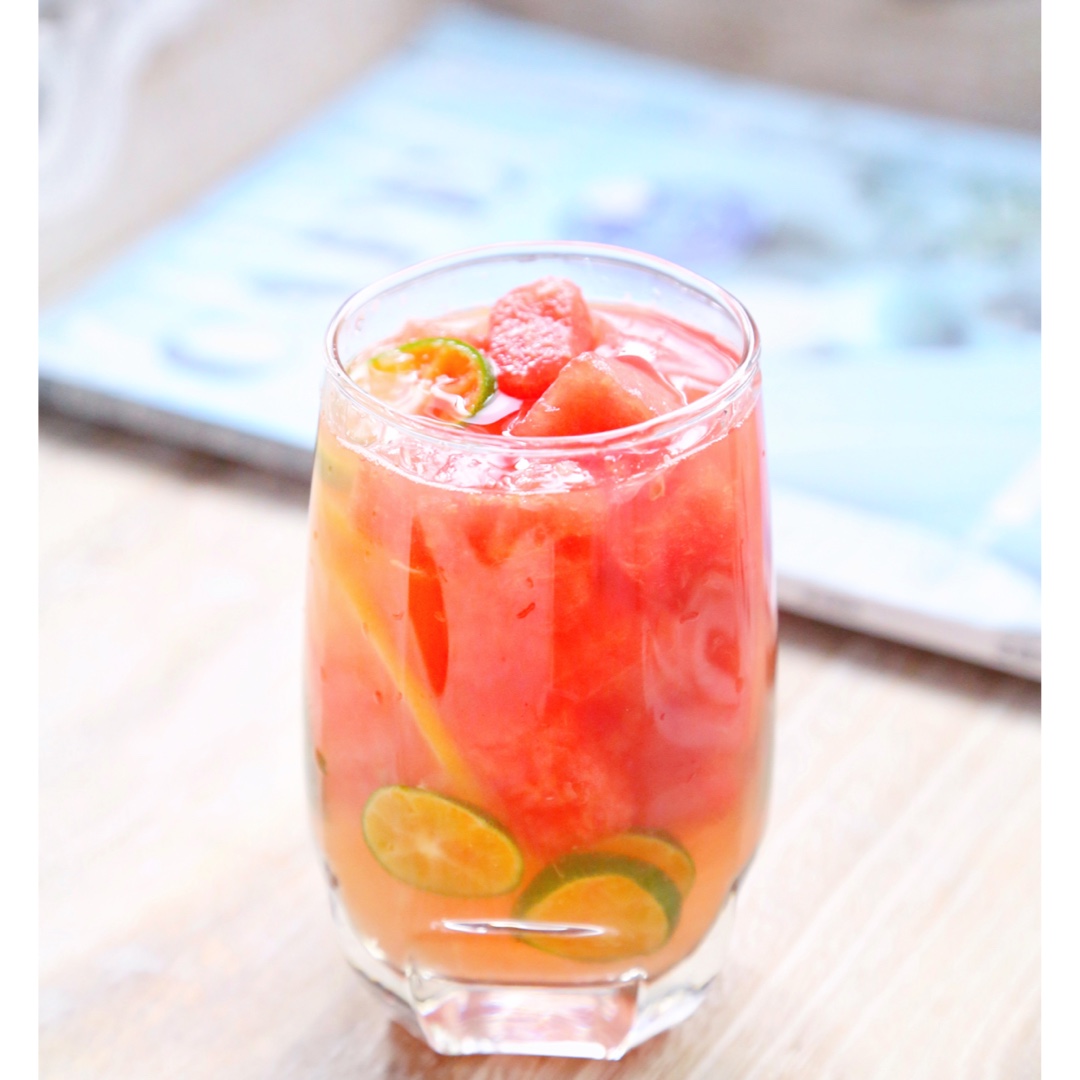 幸福小猪a做的夏日西瓜茶摇摇杯版