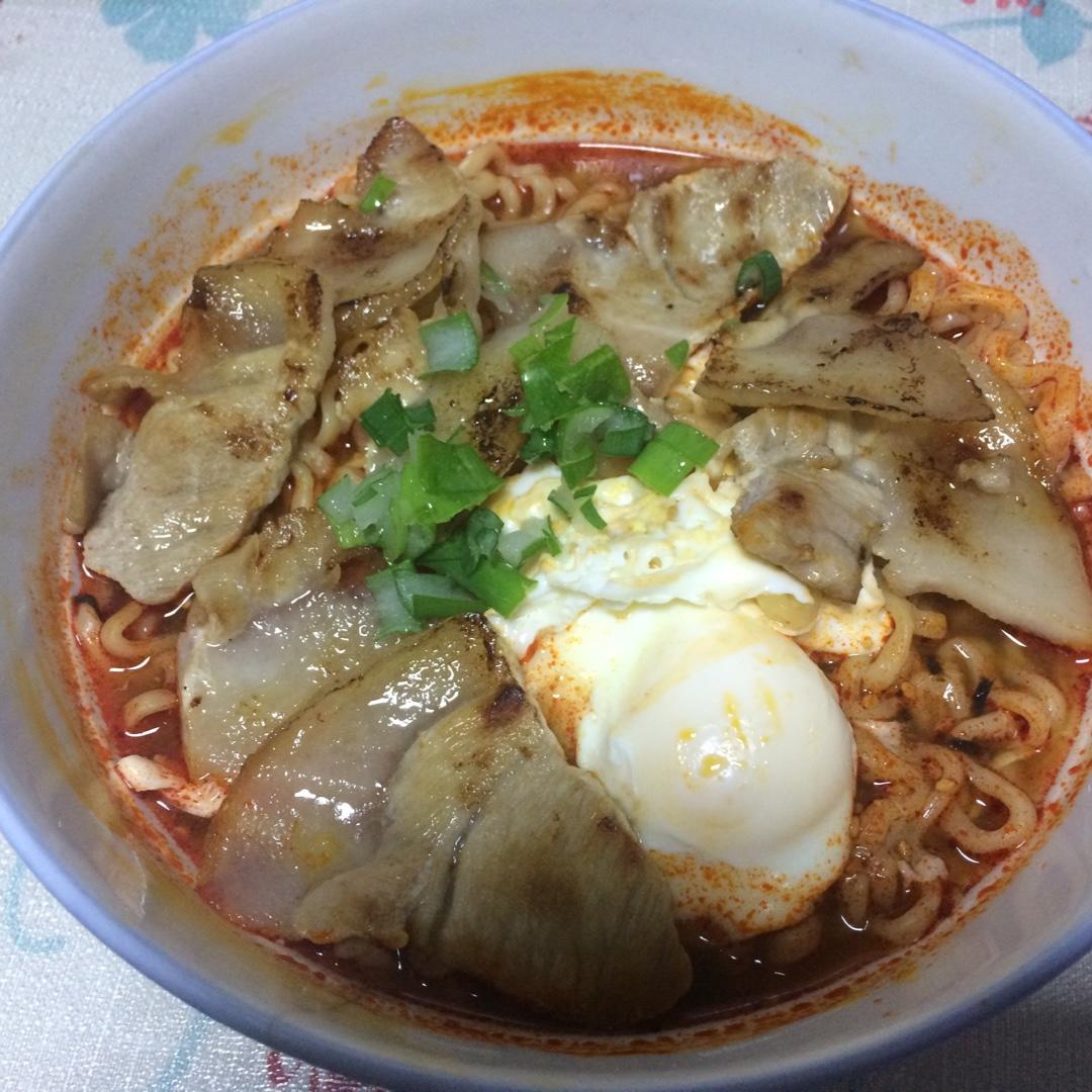 火鸡面（辣鸡面）