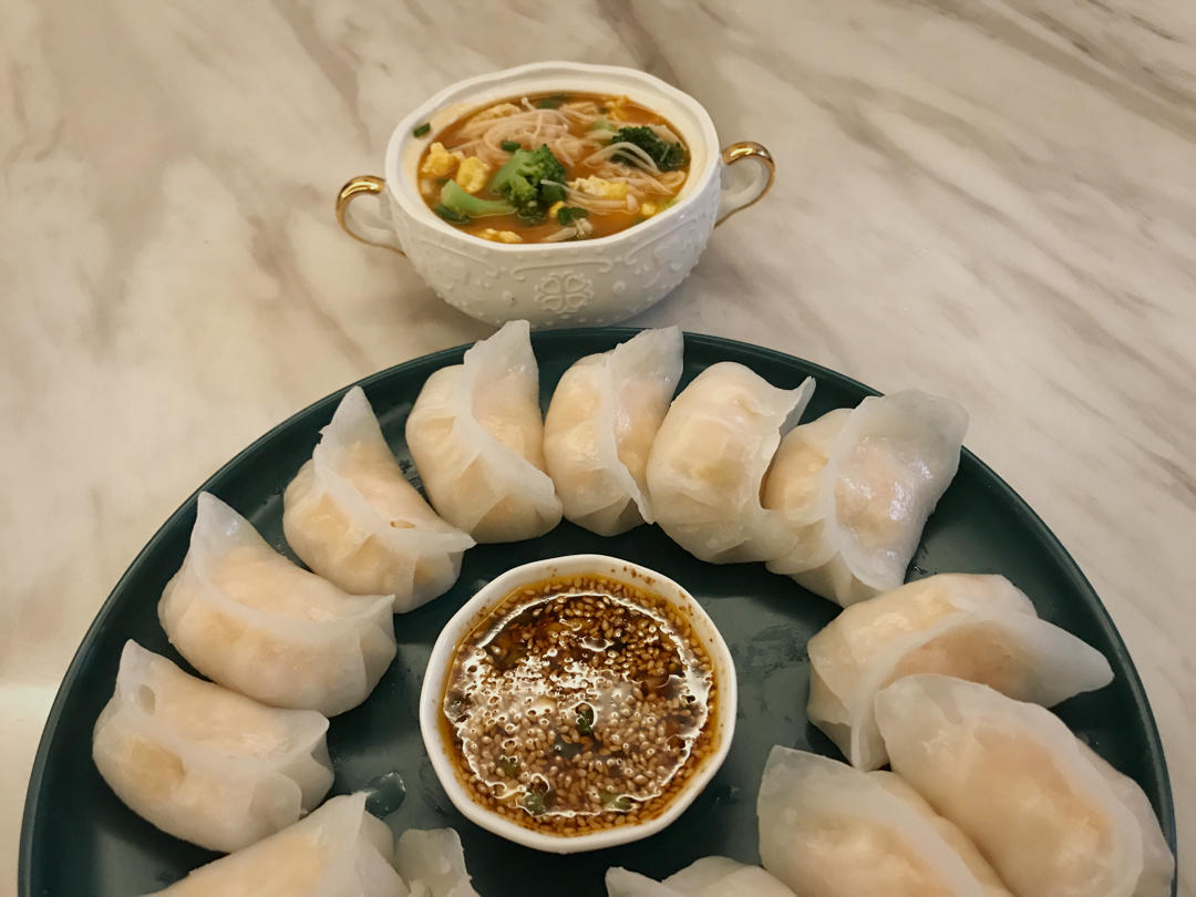 弯梳虾饺