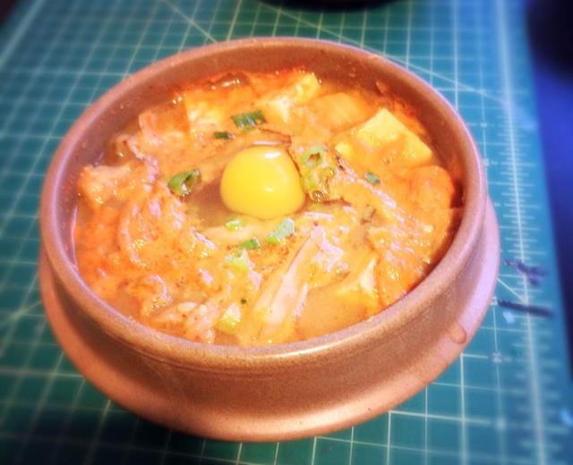 韩式海鲜豆腐锅的做法