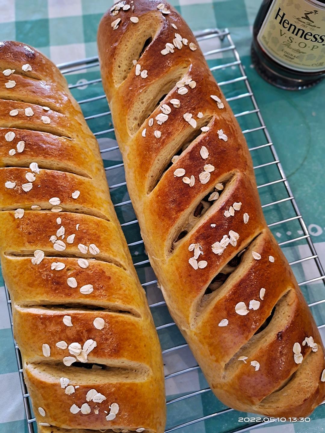 新疆果仁大列巴