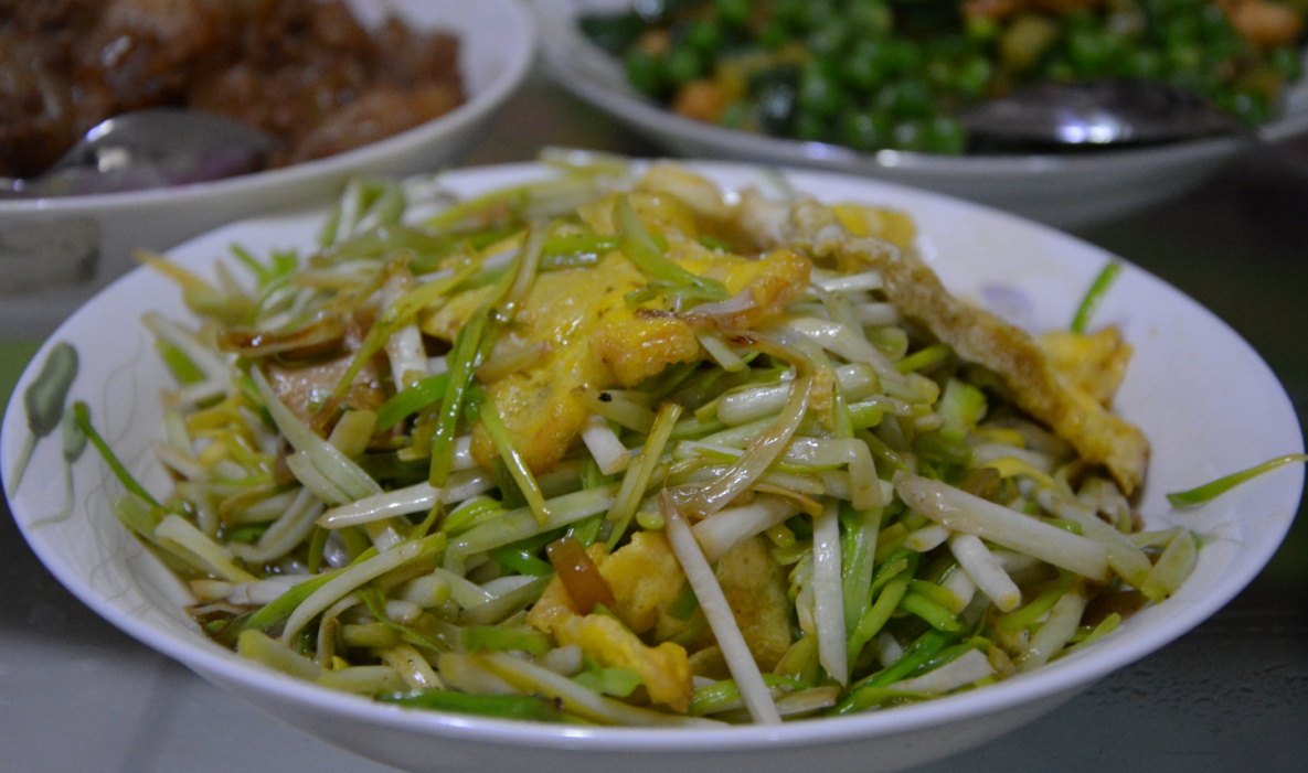蒜黄肉丝