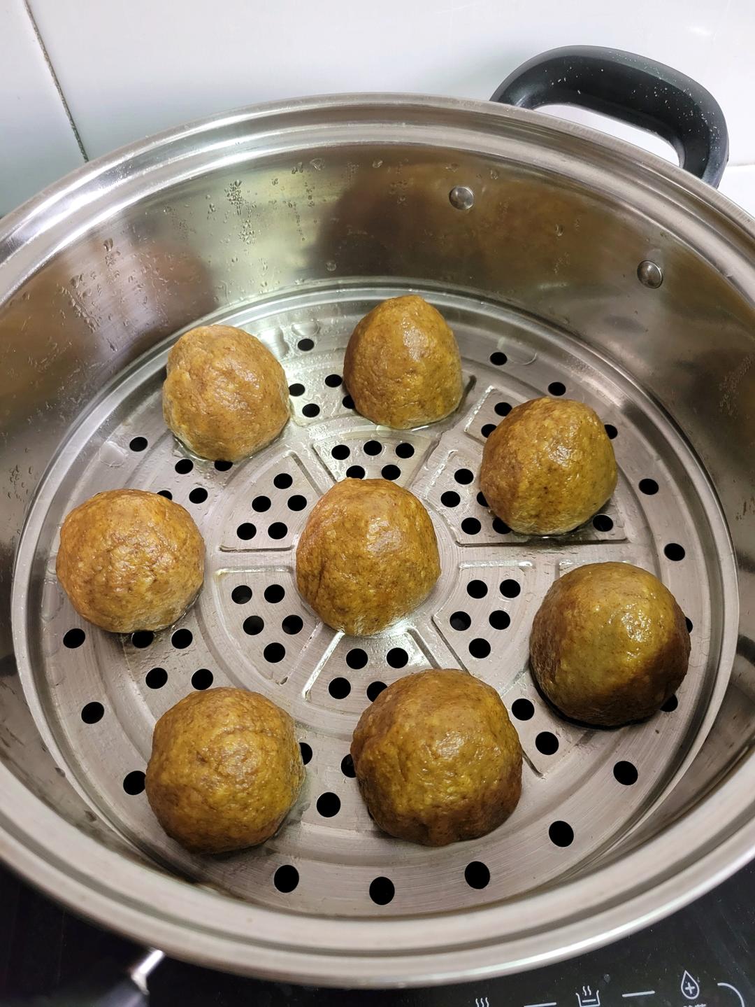 纯玉米面窝窝头(烫面.不发酵)