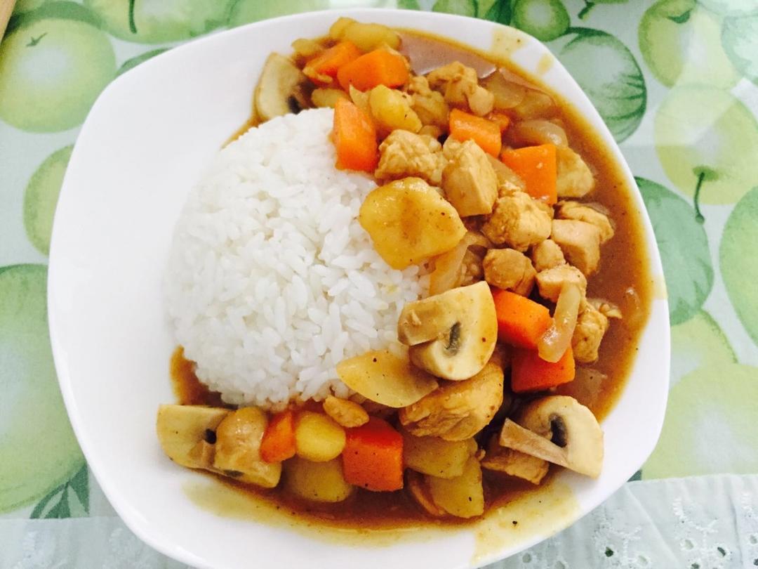咖喱土豆鸡块