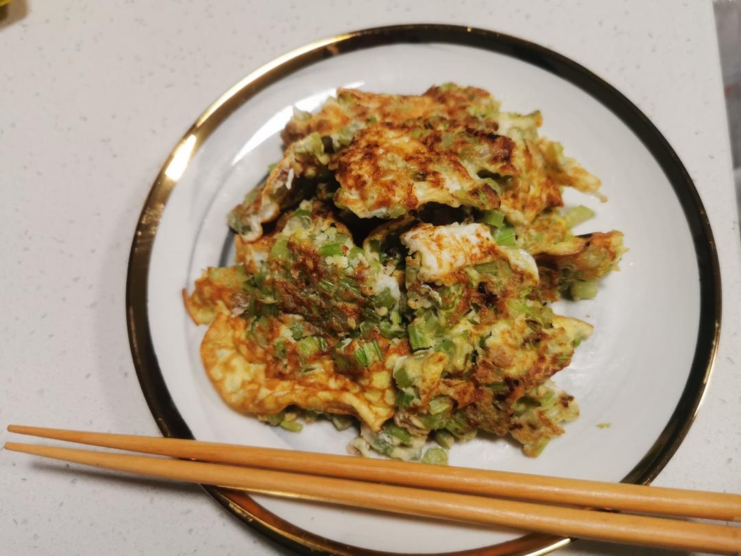 芹菜炒鸡蛋