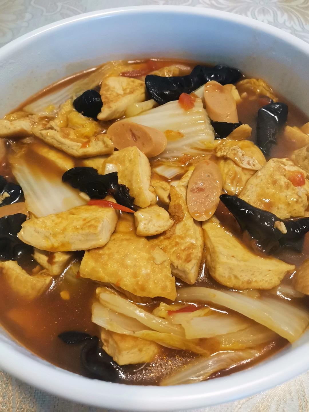 暖胃又下饭的香肠白菜豆腐煲🔥10分钟搞定