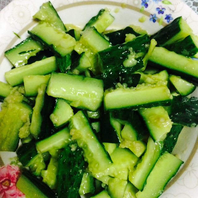 凉拌青瓜