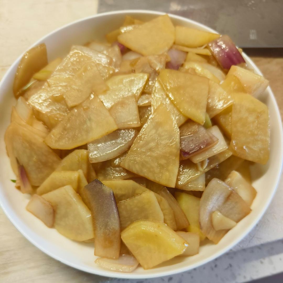 简单家常菜系列——土豆片炒洋葱