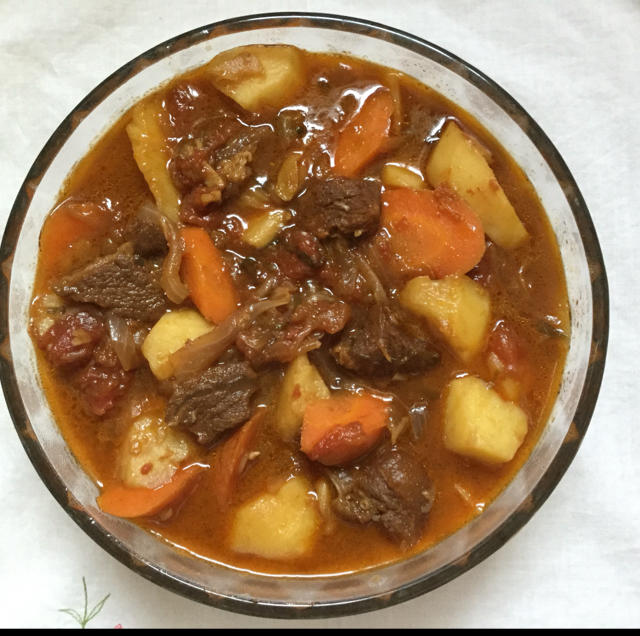 红烧牛肉土豆 （独家秘制）