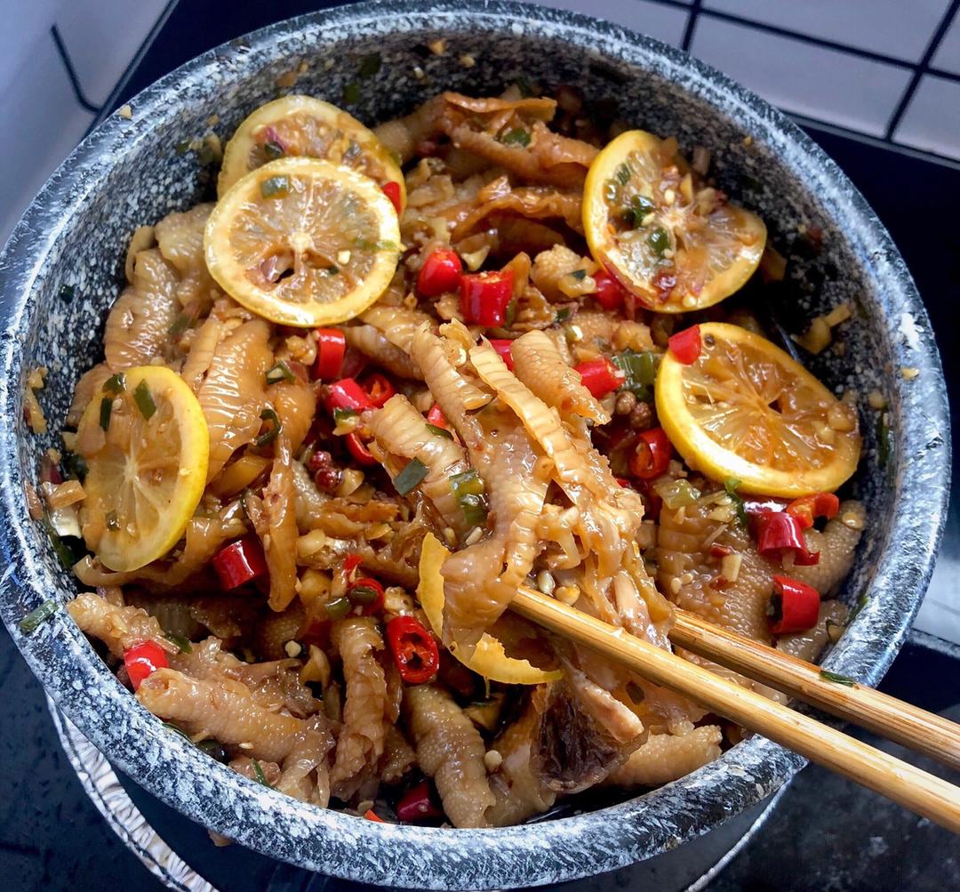 酸辣无骨鸡爪的做法