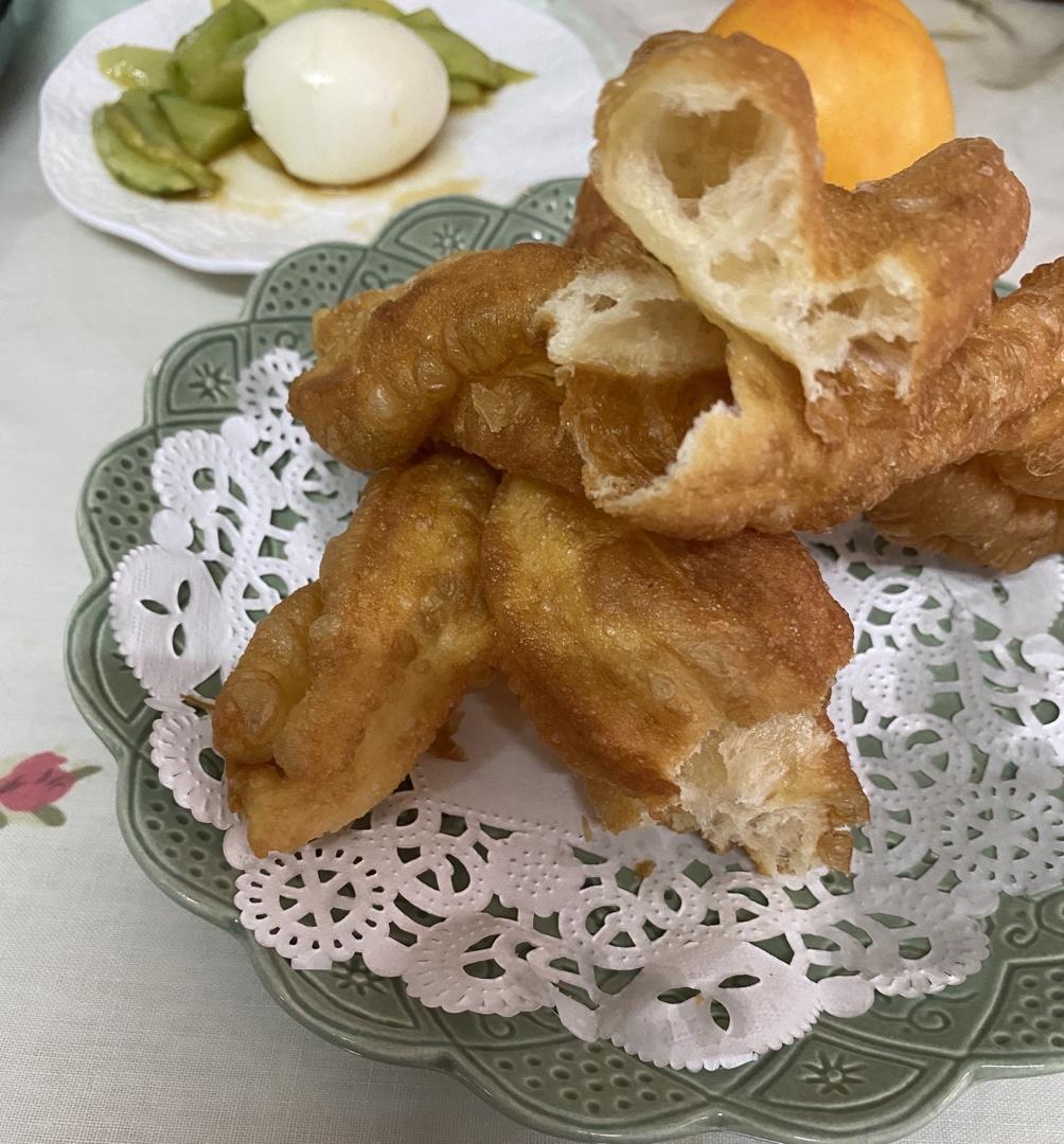 这些天，我炸油条的技术越来越炉火纯青了