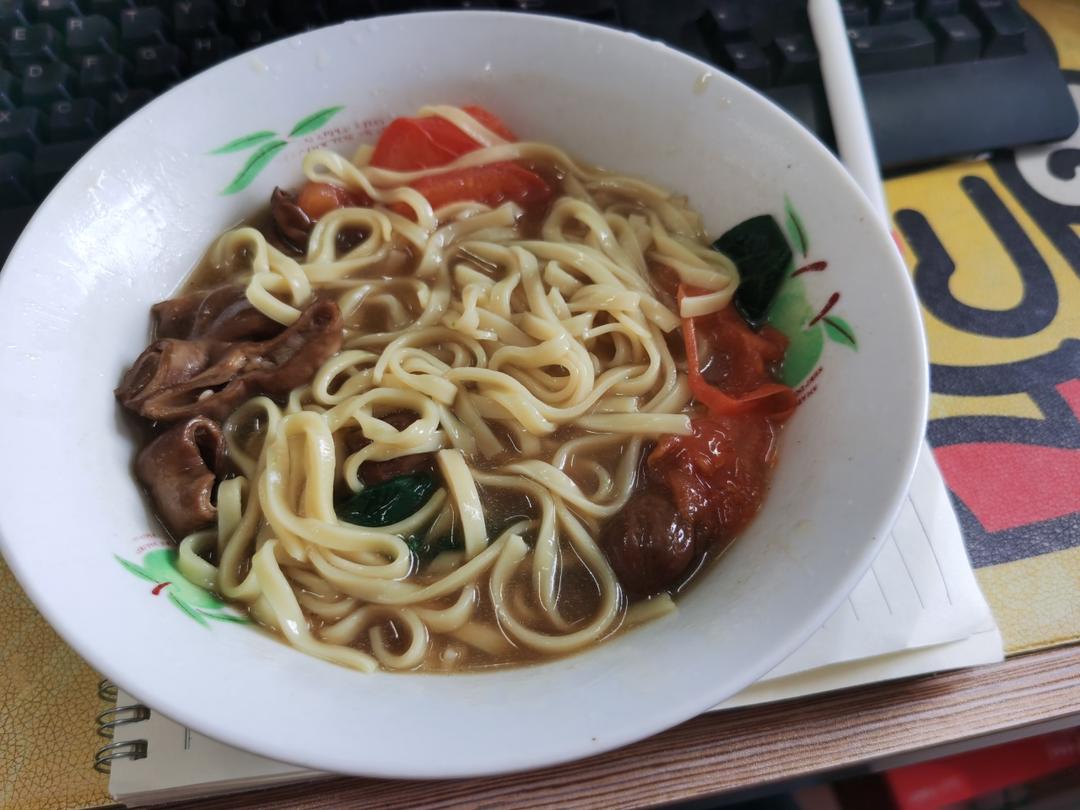 红烧肥肠面