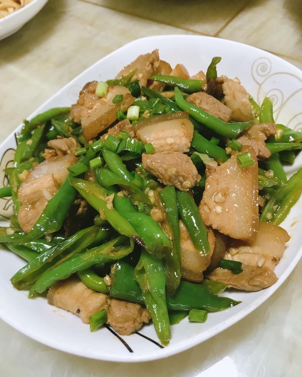 老丁的私房菜-小炒肉