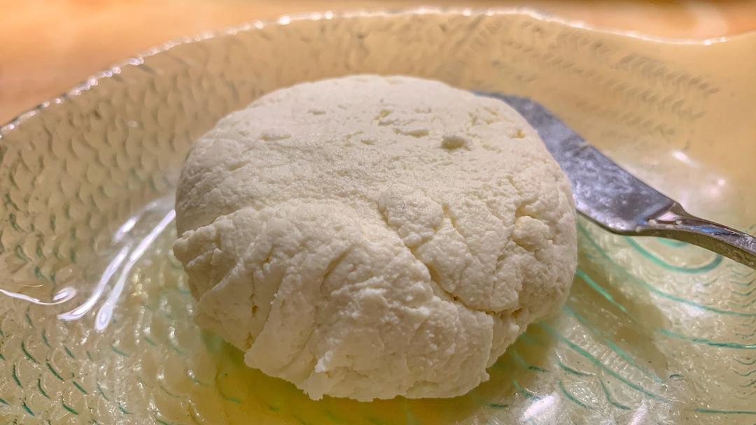 只需2个原料超简单自制奶酪