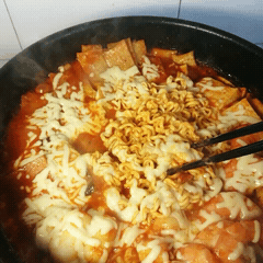 韩式火鸡辣辣海鲜部队锅