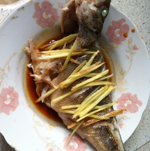 豉油清蒸鱼 清蒸鲈鱼