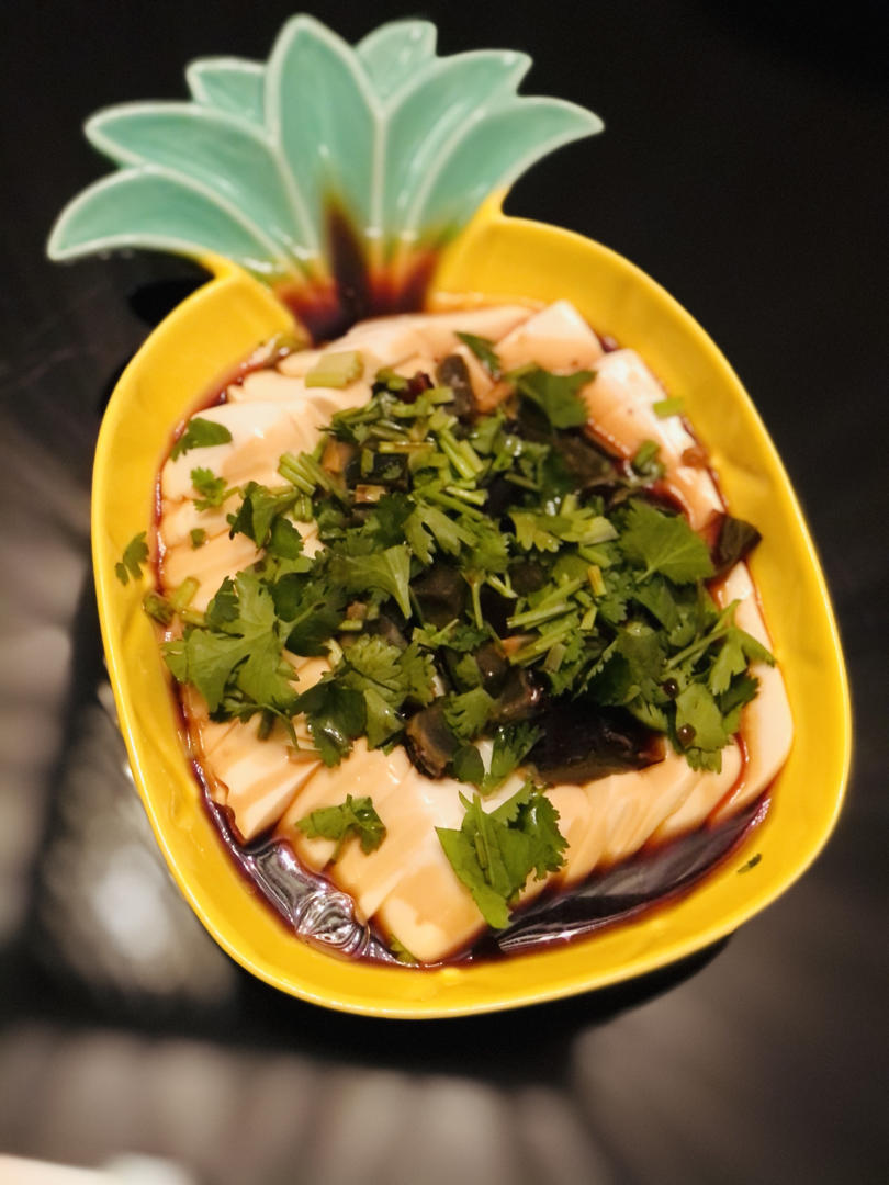 皮蛋拌豆腐
