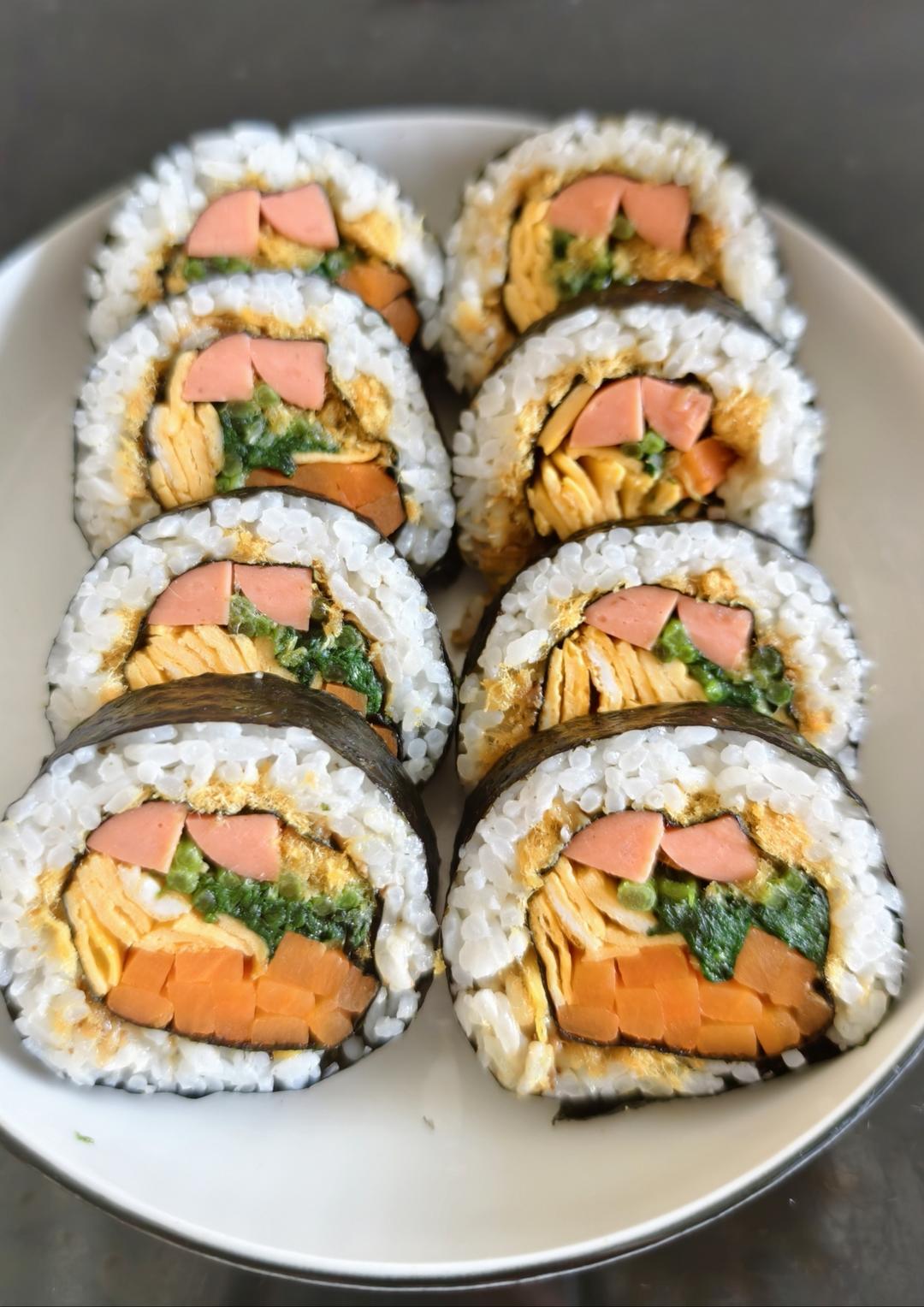 高颜值的紫菜包饭