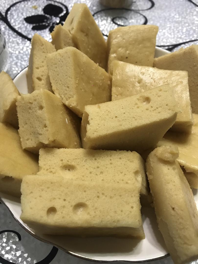 马拉糕，软糯弹韧，香甜细腻，和一般发糕不一样
