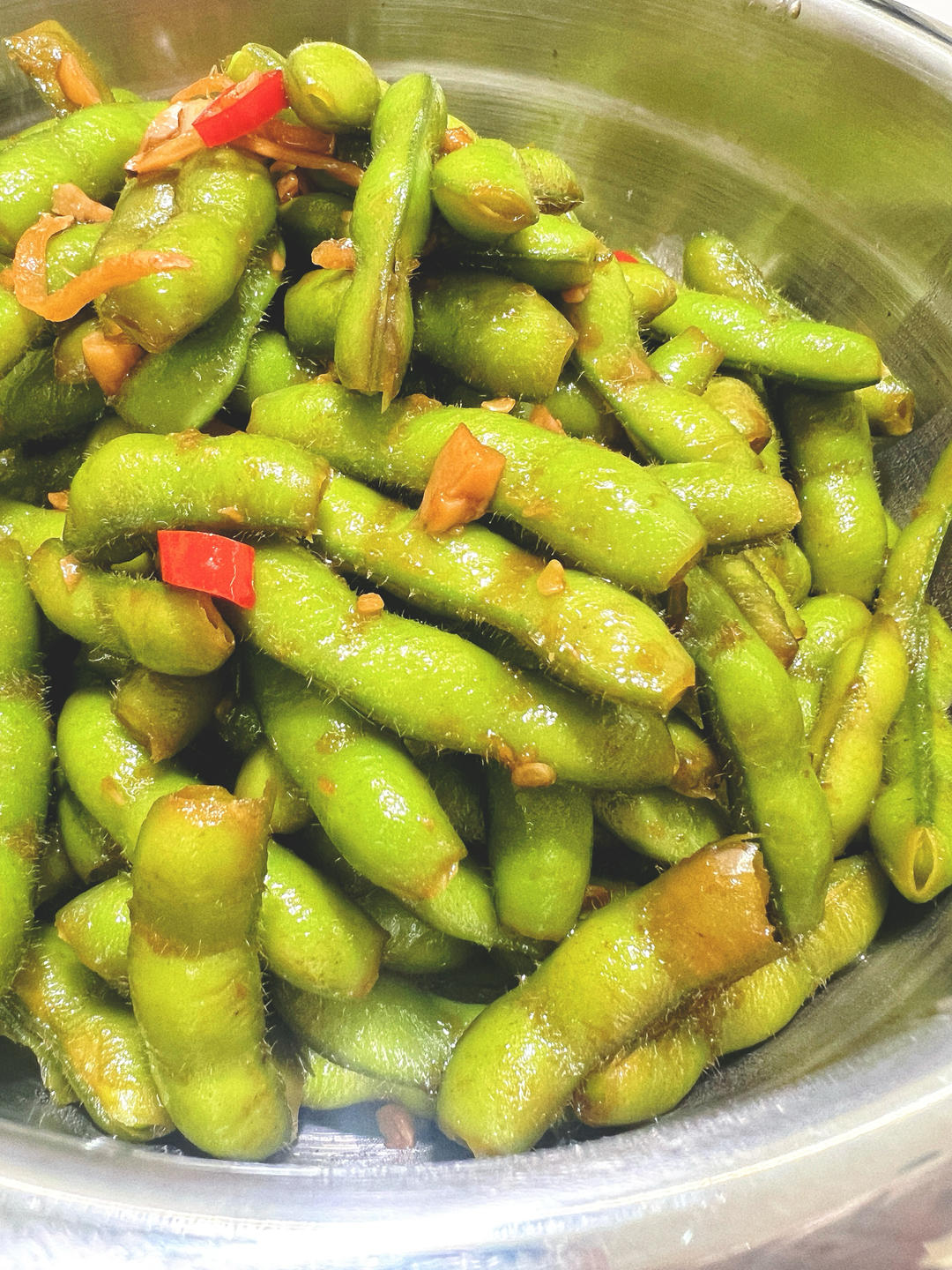 武汉夜市标配嗦毛豆