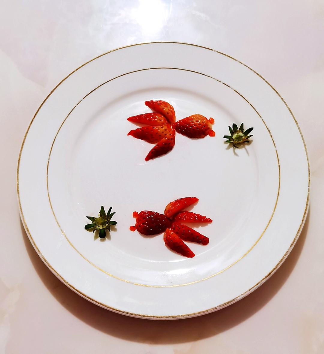 花样摆盘：红色一家亲