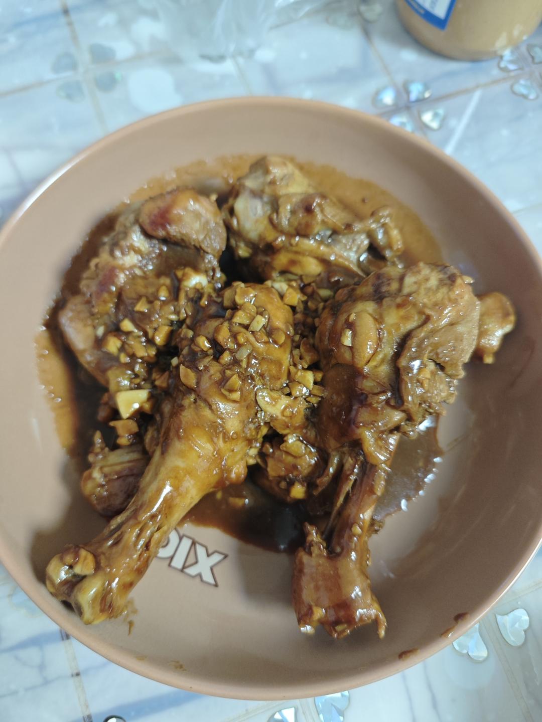 🔥好吃到飙泪的秘汁多汁蒜香鸡腿，鲜嫩到流口水。