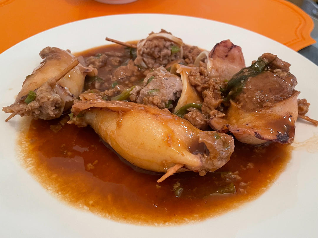 鱿鱼筒酿肉
