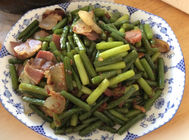 蒜苔炒腊肉