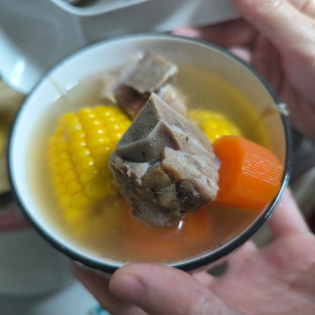 玉米排骨汤