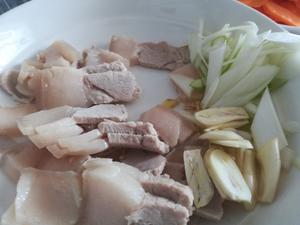 豇豆炒肉的做法 步骤6