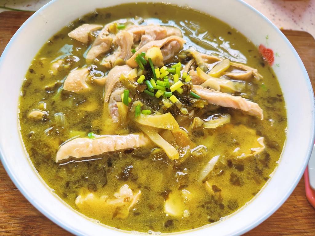 酸菜肥肠，清爽的肥肠