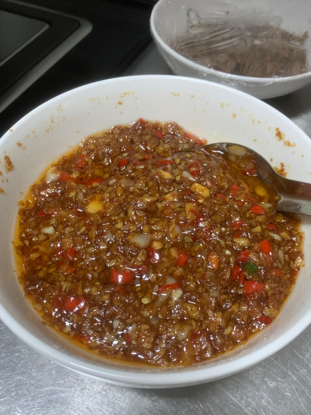 【蒜蓉辣椒酱】比烧烤店还好吃的自制辣酱