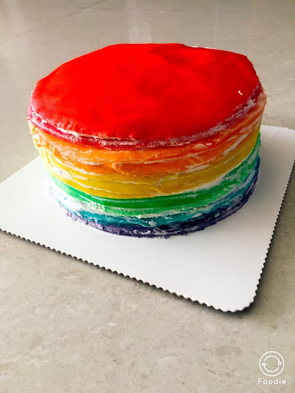 lakisc做的彩虹千层蛋糕 彩虹可丽饼(mille crepe cake)