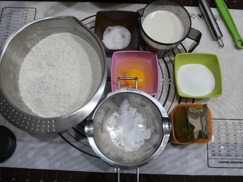 纯奶手撕吐司的做法 步骤1