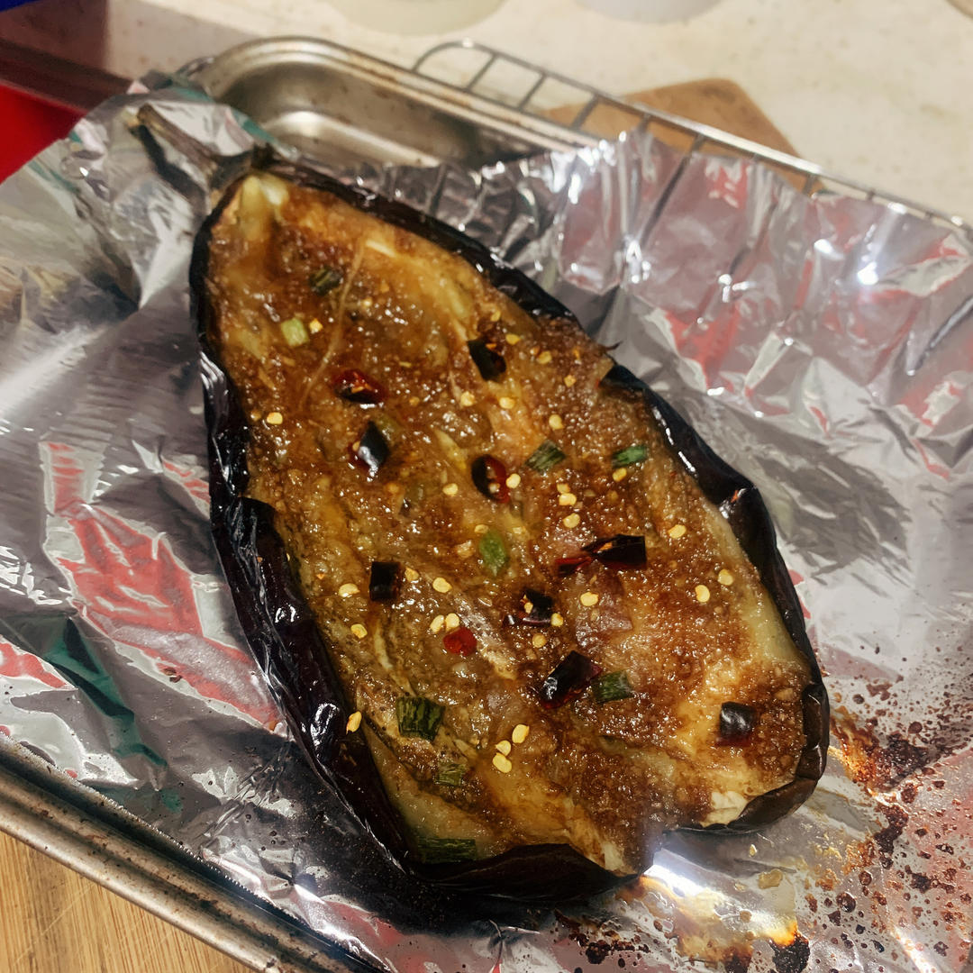 CC招牌菜销魂烤茄子，百吃不厌！