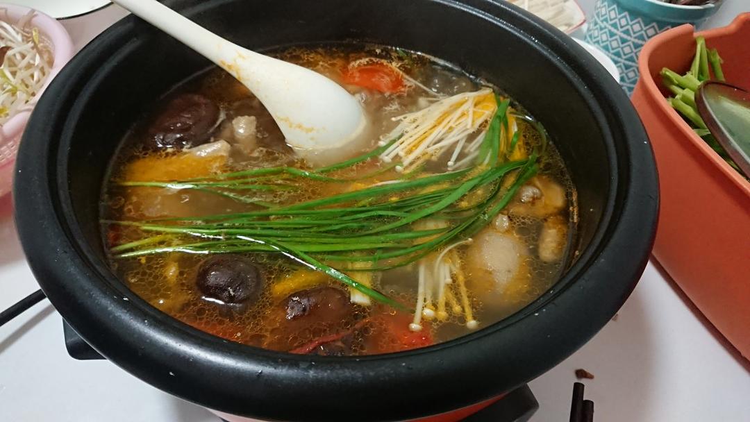 云南丽江腊排骨火锅