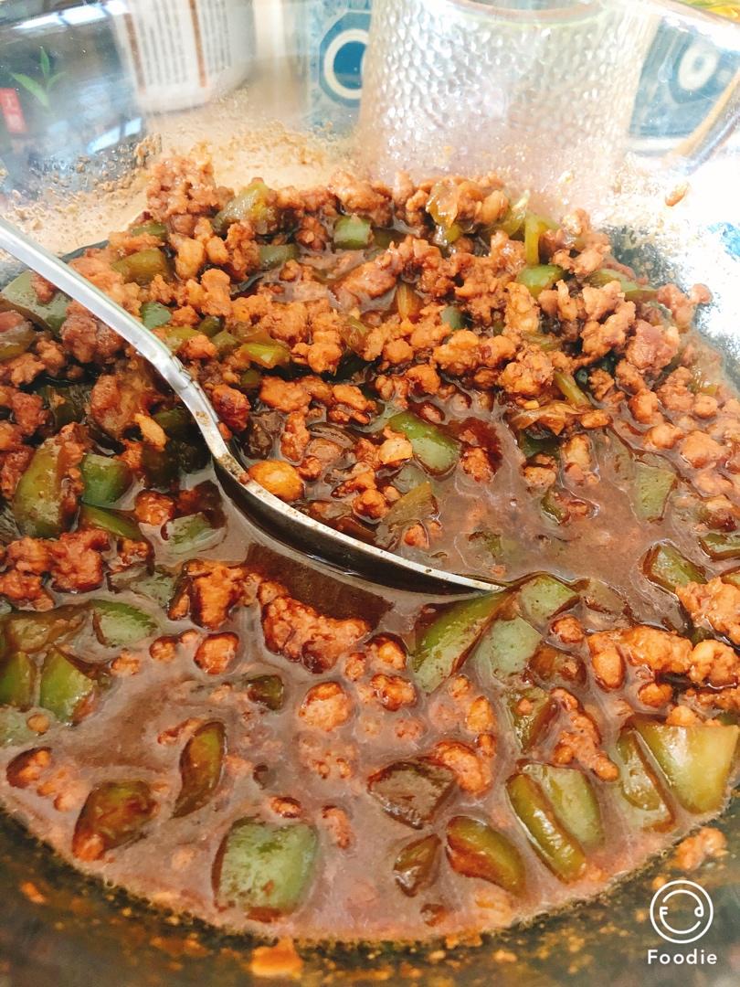 全家吃饱自己不饿做的祖传家常尖椒肉面条卤子