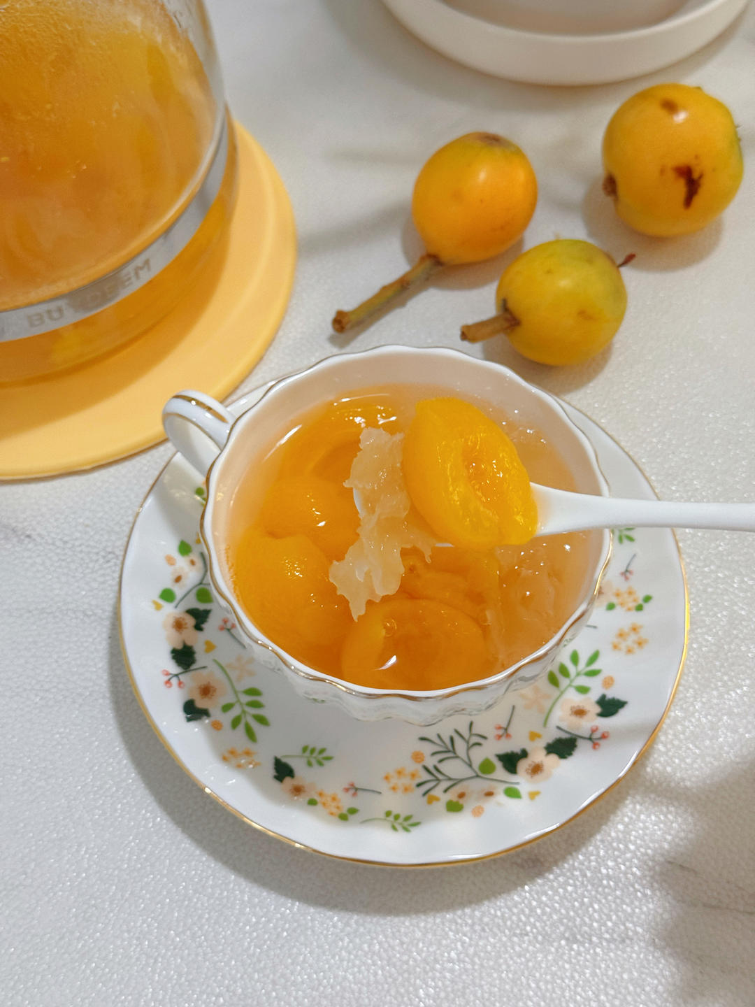 冰糖枇杷糖水