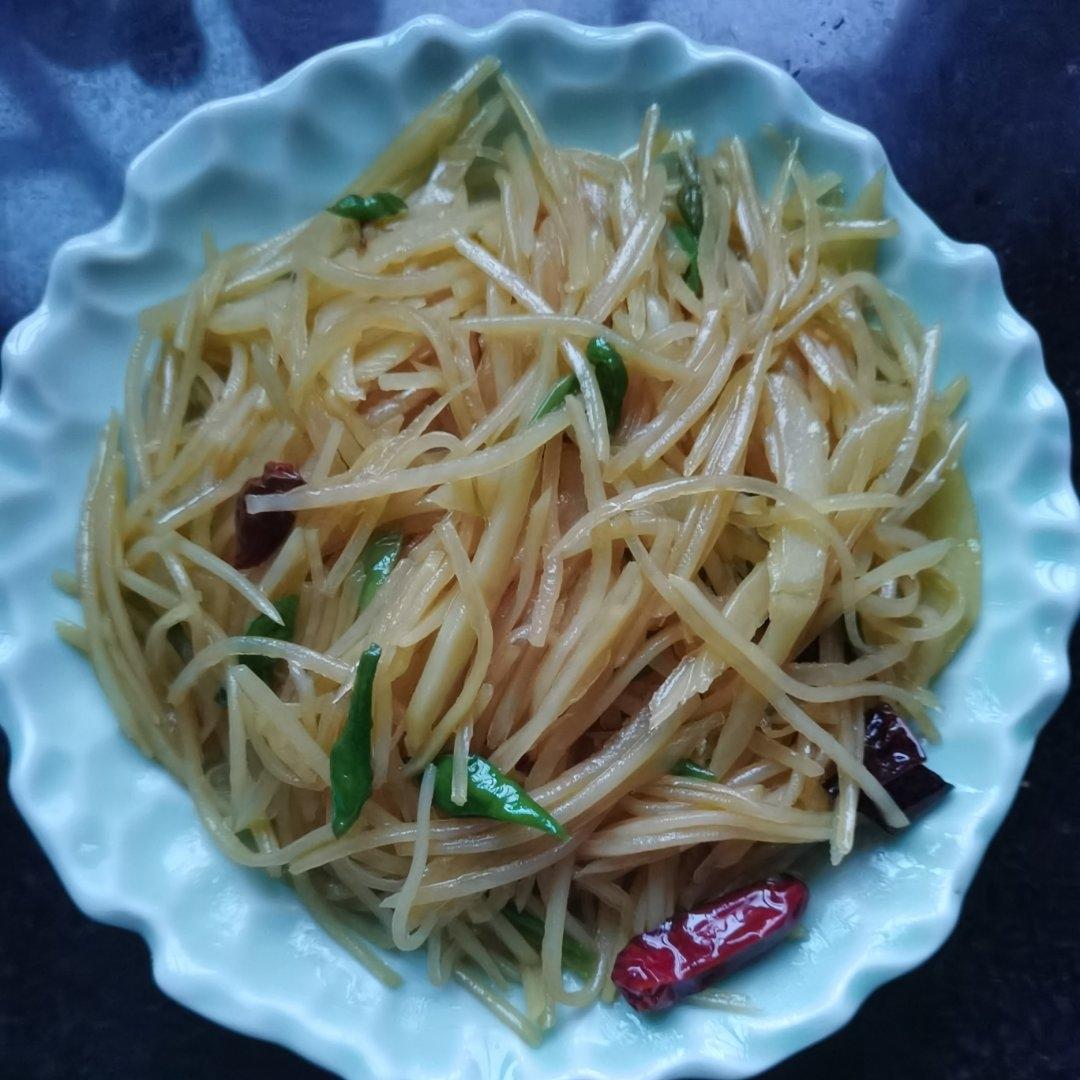酸辣土豆丝的家常做法 超级下饭