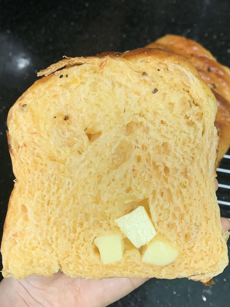 【烫种法】🍕
意式番茄芝士丁吐司，又名披萨吐司