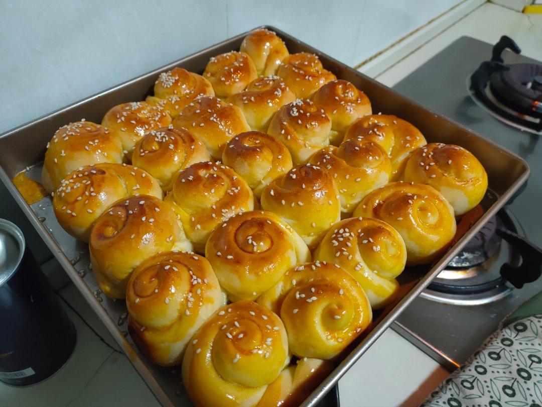 脆底蜂蜜小面包