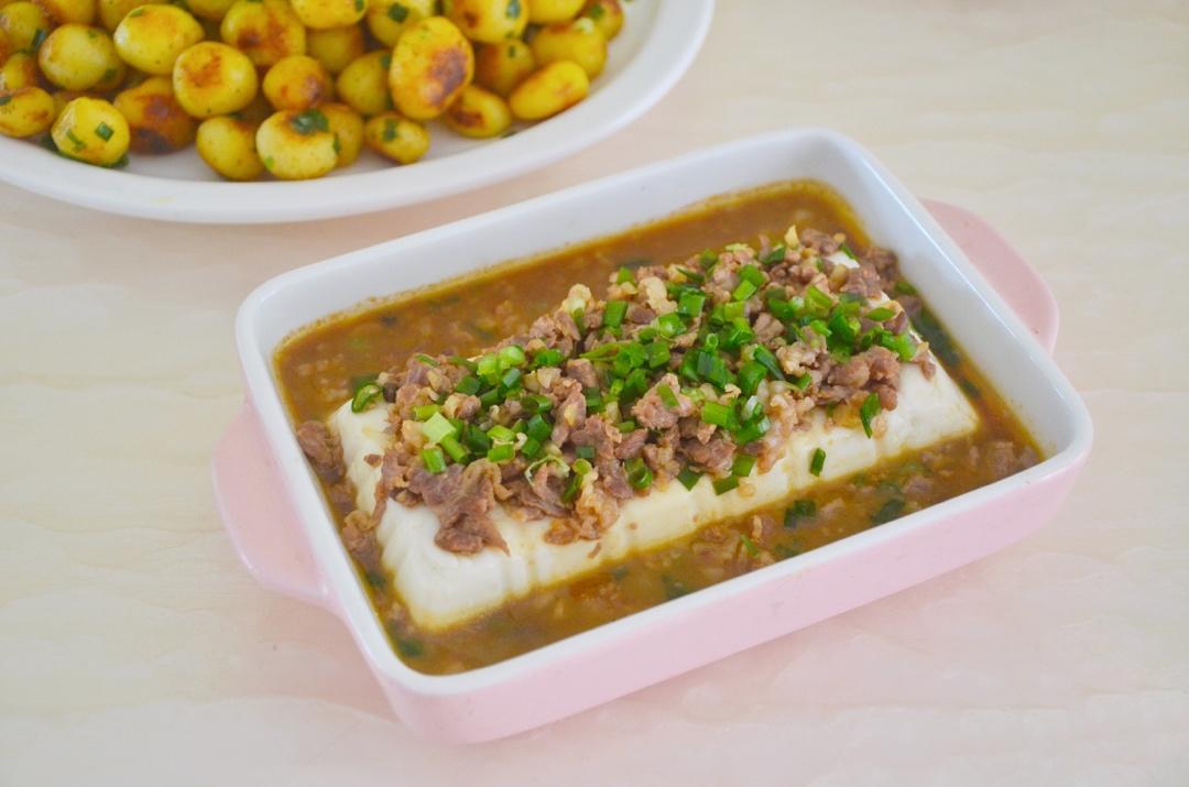 江畔煮春风做的肉末蒸内酯豆腐