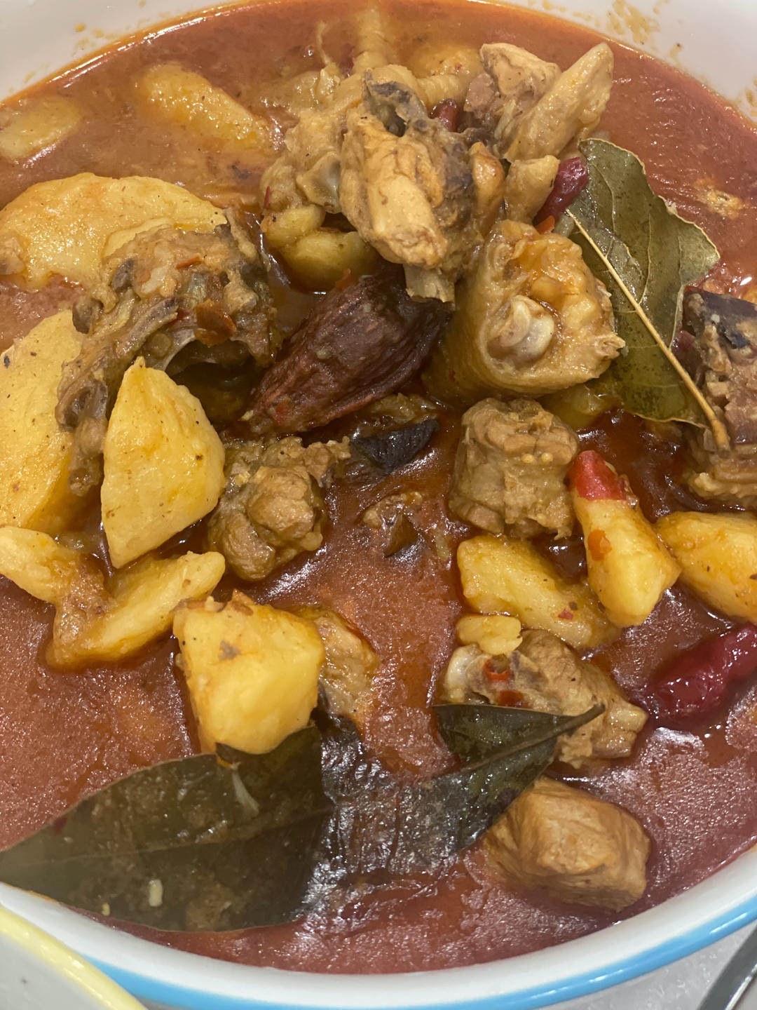 一看就会的土豆烧鸡块
