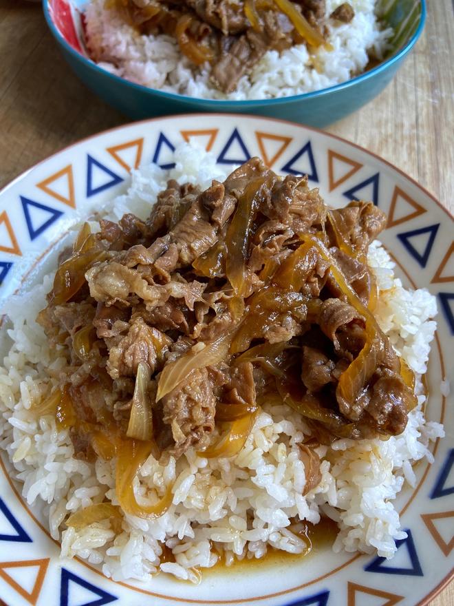 日式牛肉饭（巨简单好吃，可大量做冷冻保存）的做法