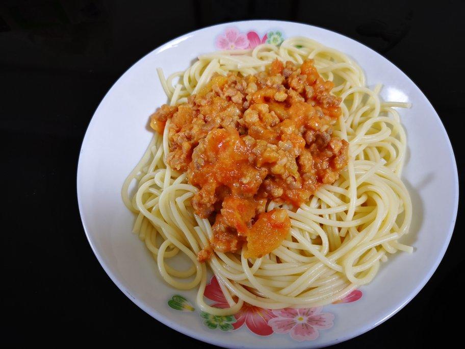 （完胜必胜客的）番茄肉酱意大利面～