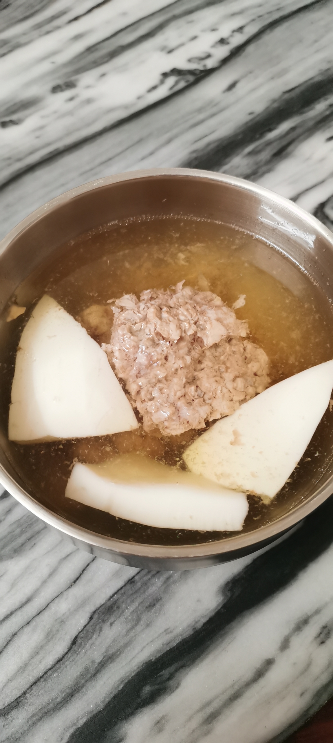 椰子炖瘦肉汤